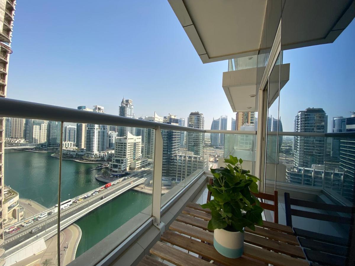Ferienwohnung Walk To The Beach Or Enjoy The Amazing View From The Balcony Dubai Exterior foto