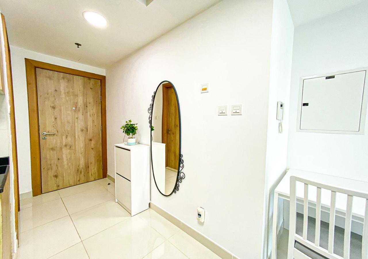 Ferienwohnung Walk To The Beach Or Enjoy The Amazing View From The Balcony Dubai Exterior foto