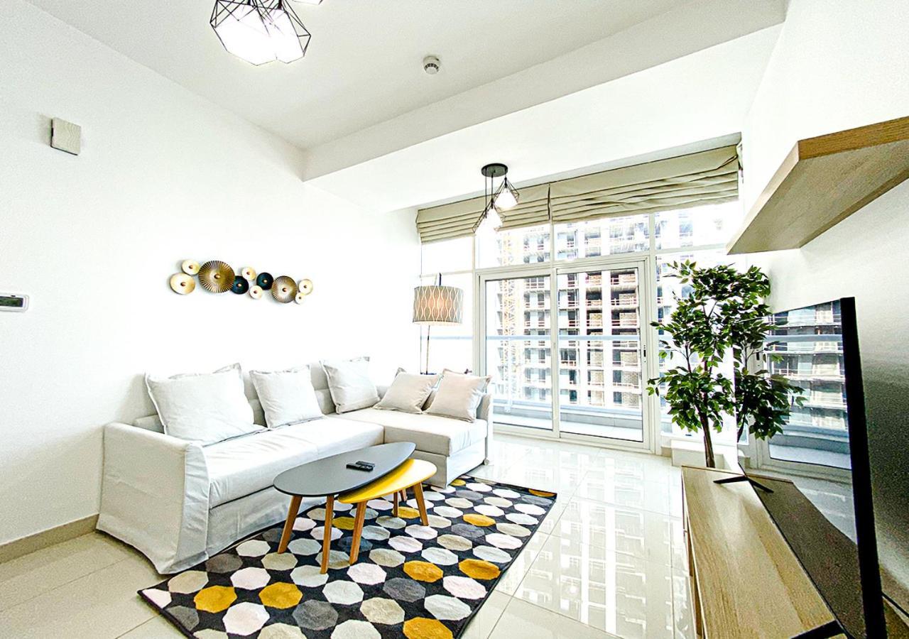 Ferienwohnung Walk To The Beach Or Enjoy The Amazing View From The Balcony Dubai Exterior foto