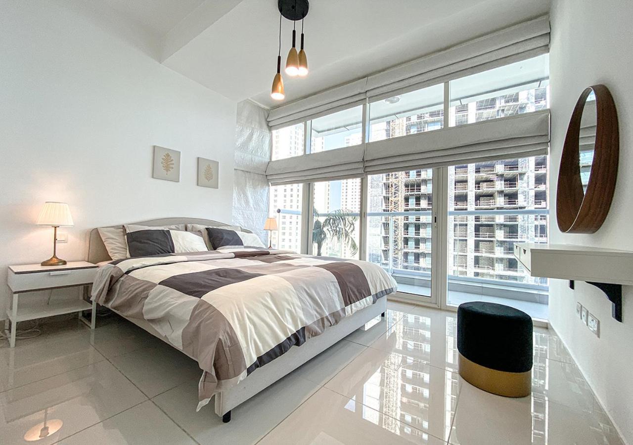 Ferienwohnung Walk To The Beach Or Enjoy The Amazing View From The Balcony Dubai Exterior foto