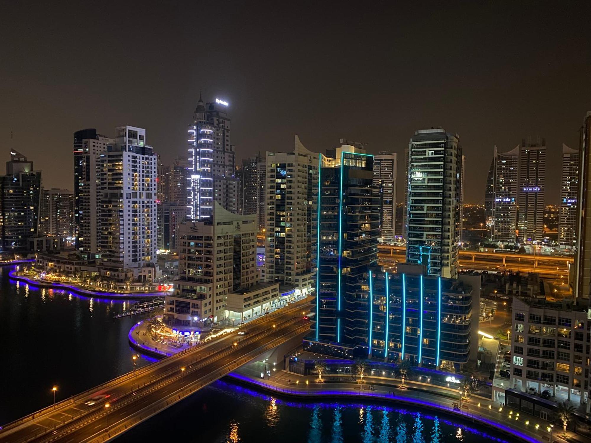Ferienwohnung Walk To The Beach Or Enjoy The Amazing View From The Balcony Dubai Exterior foto