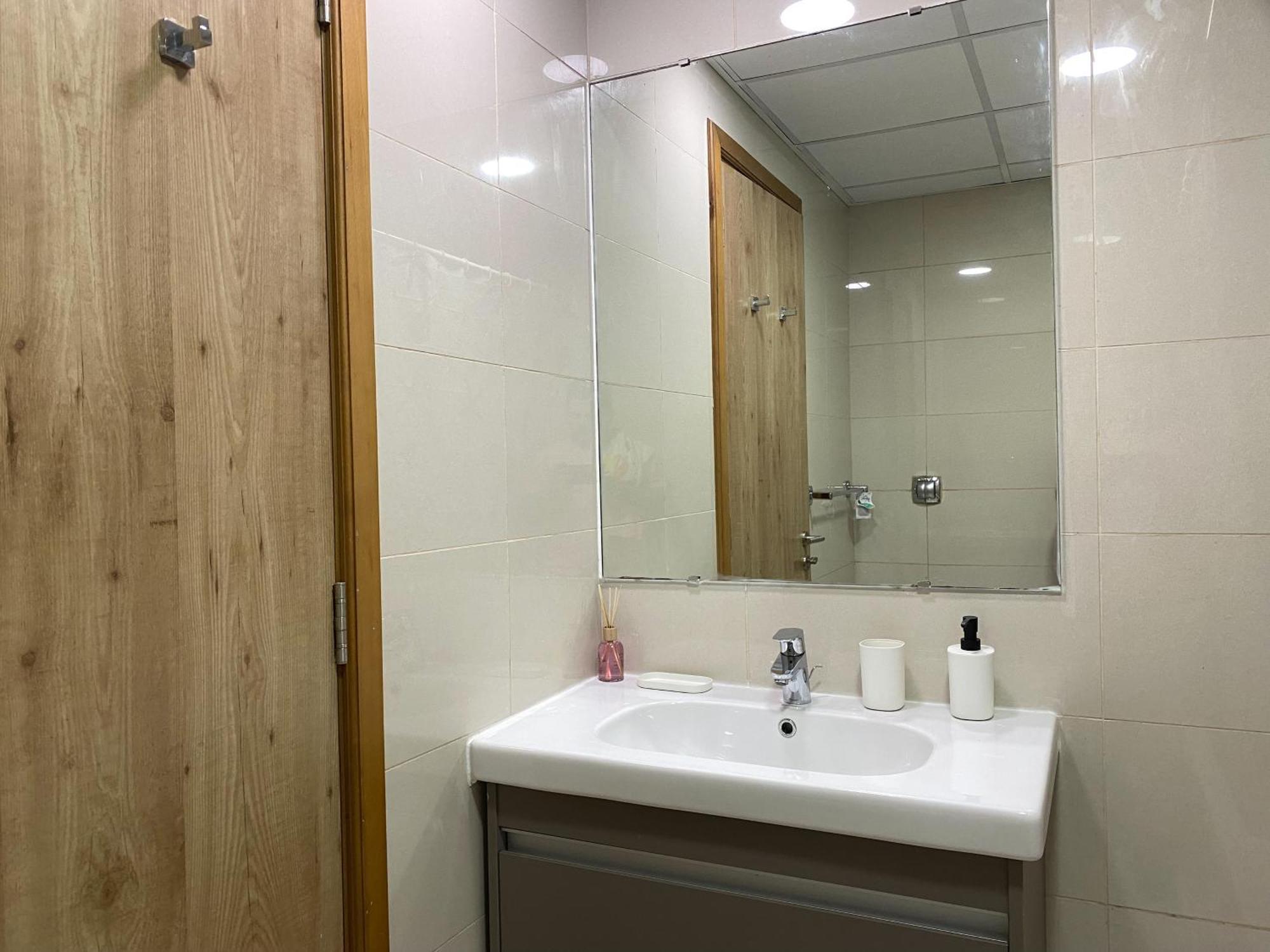 Ferienwohnung Walk To The Beach Or Enjoy The Amazing View From The Balcony Dubai Exterior foto